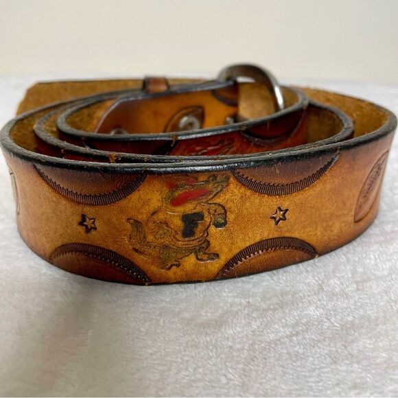 Hand Tooled Leather Belt Florida Gators Football Weathered Handcrafted Brown - Picture 2 of 16
